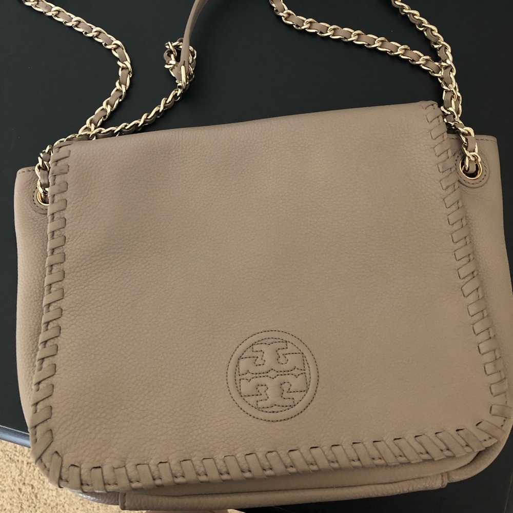 Tory Burch tan handbag, like new condition